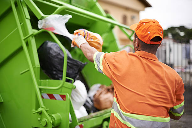 Best Yard Cleanup Services  in Moline, IL